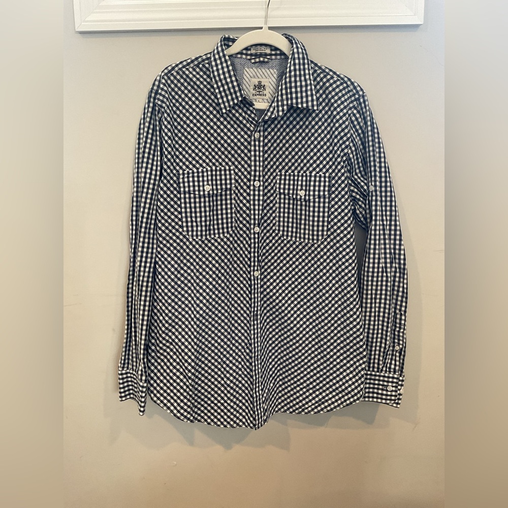 Express men’s button-down shirt – size large